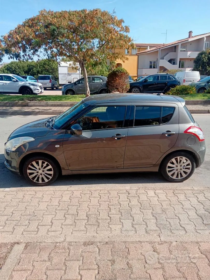 Suzuki Swift 2013 photo 3