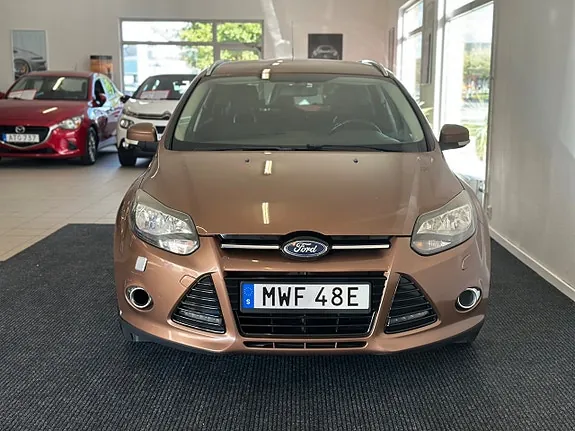 Ford Focus 2012 photo 2