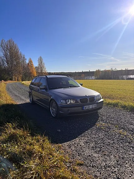 BMW 320I 2005 photo 2