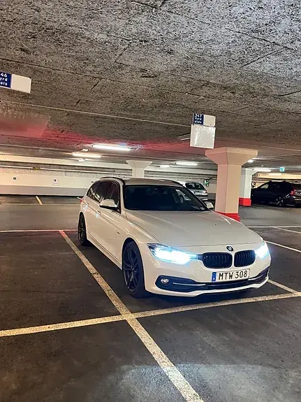 BMW 320D 2016 photo 2