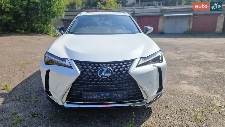 Lexus Ux 2025 photo 3
