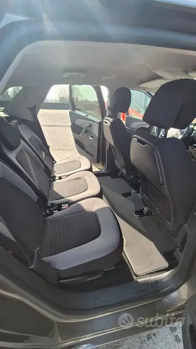 Citroen C4 Picasso 2016 photo 3