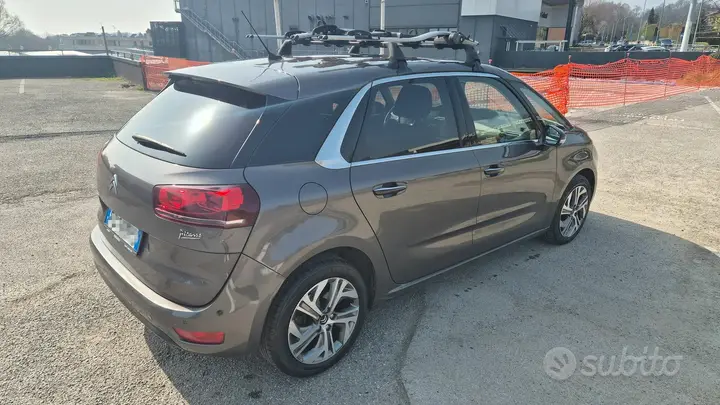 Citroen C4 Picasso 2016 photo 2
