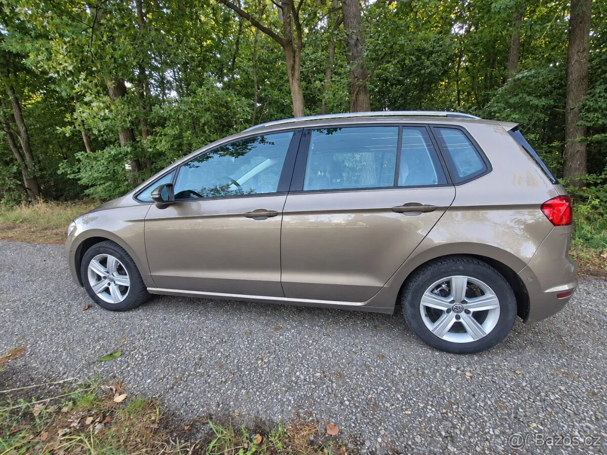 Volkswagen Golf Sportsvan 2014 photo 2