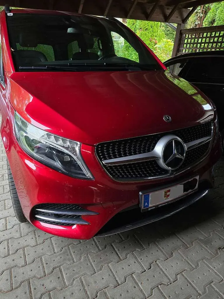 Mercedes-Benz V-Class