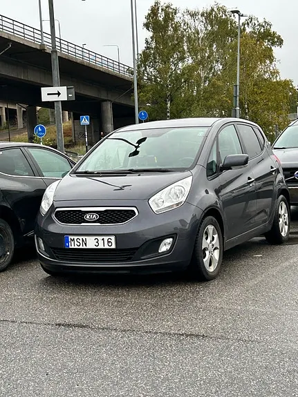 Kia Venga 2013 photo 3