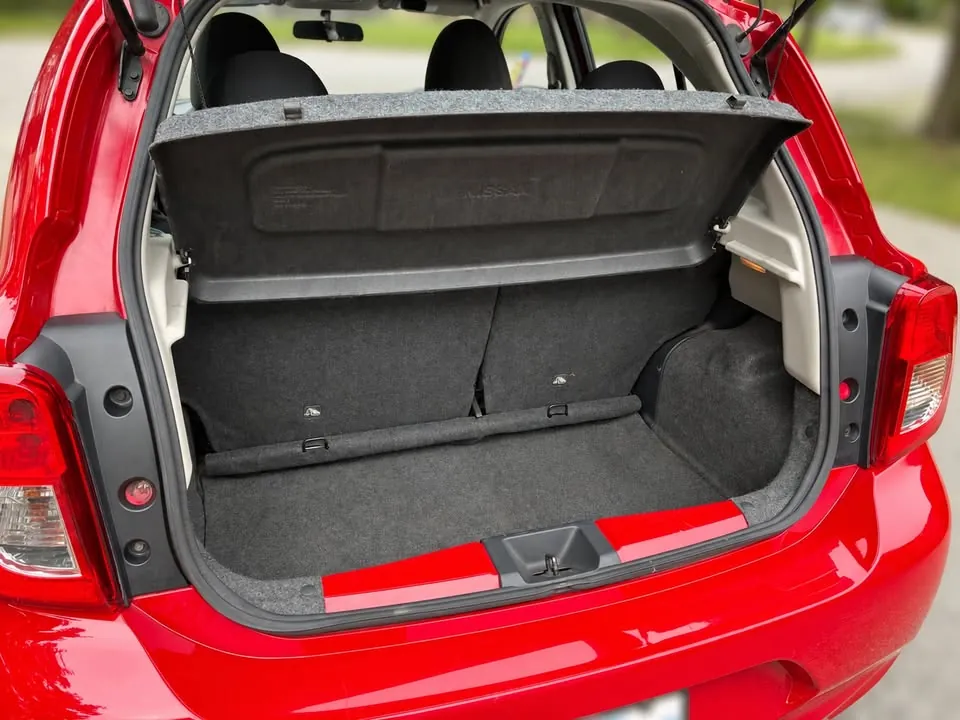 Nissan Micra 2016 photo 4