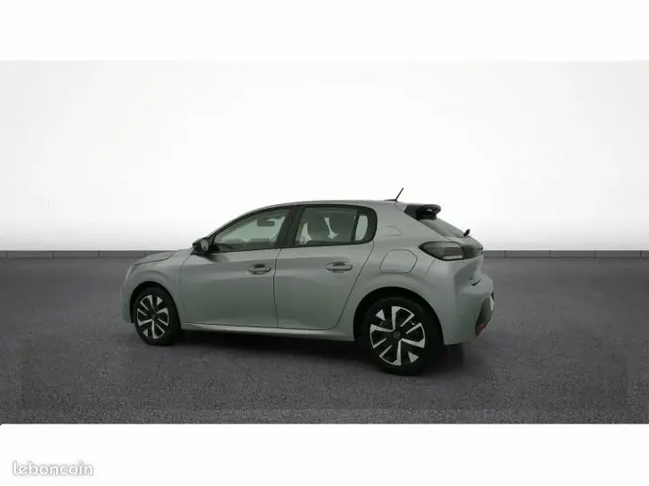 Peugeot 208 2025 photo 5