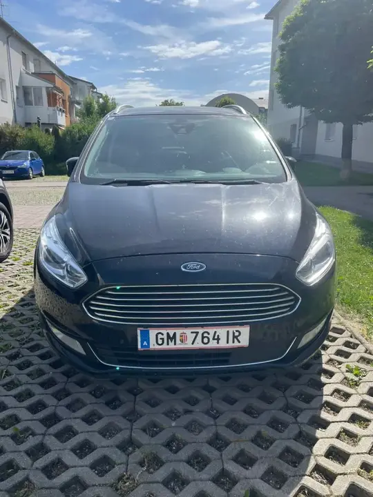 Ford Galaxy 2016 photo 2