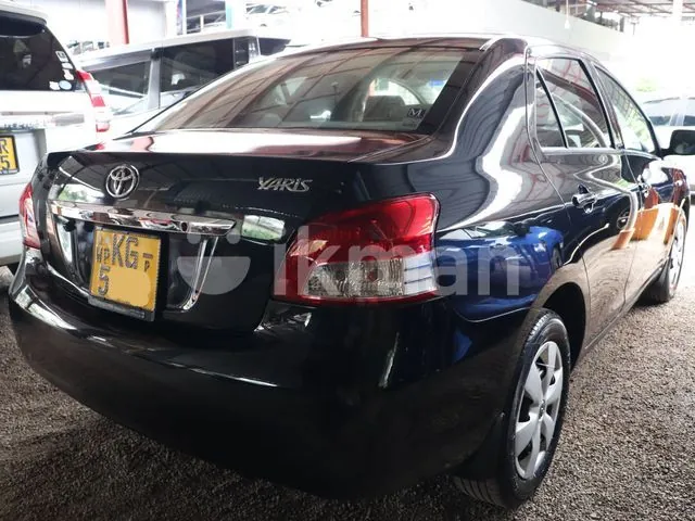 Toyota Yaris 2008 photo 4