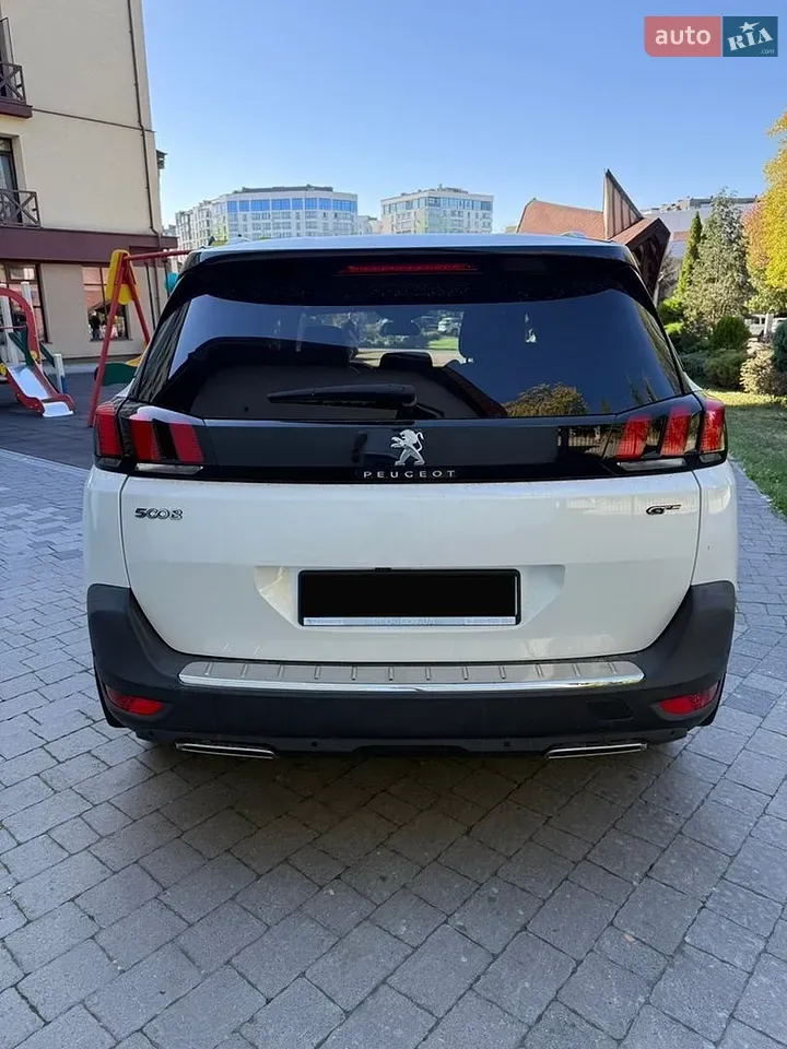 Peugeot 5008 2018 photo 3