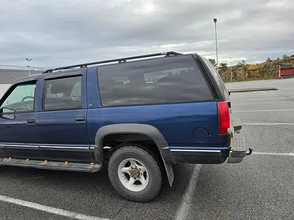 Chevrolet Suburban 1999 photo 5