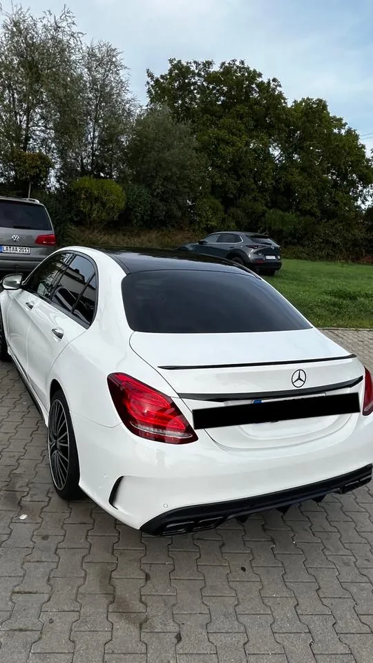 Mercedes-Benz C 200