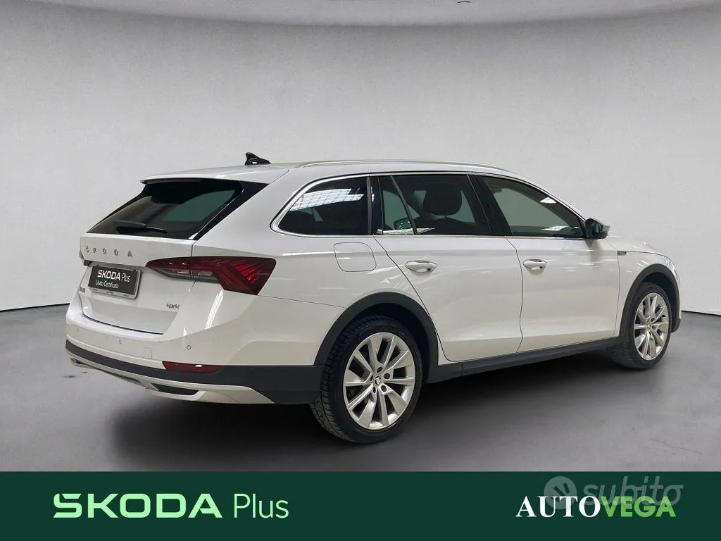 Skoda Octavia 2023 photo 4