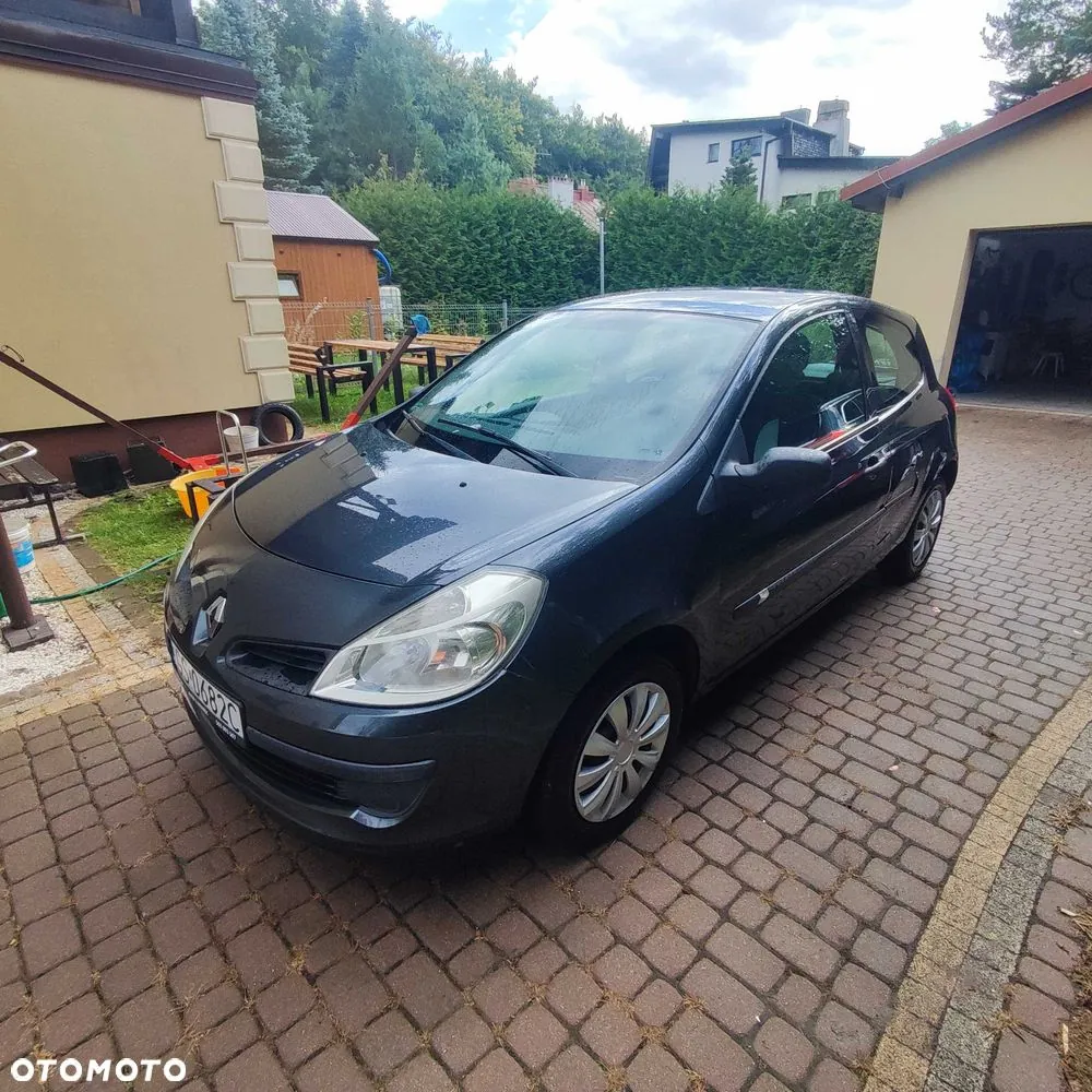 Renault Clio 2008 photo 3