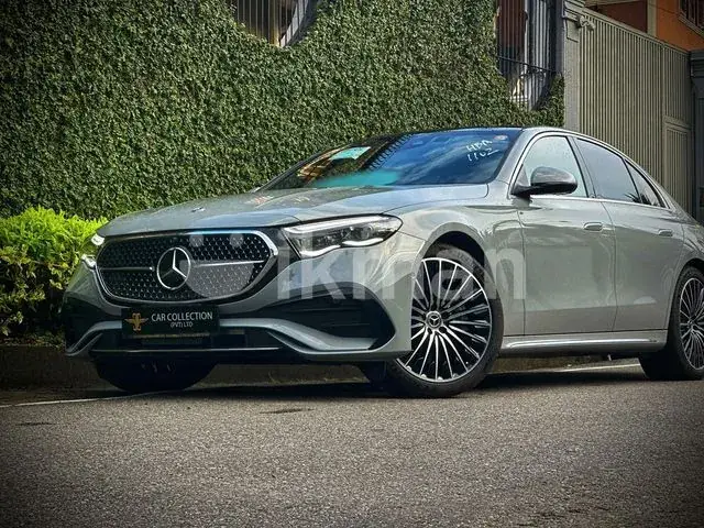 Mercedes-Benz E350 2024 photo 4