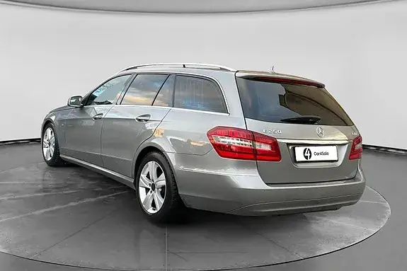 Mercedes-Benz E250 2011 photo 4