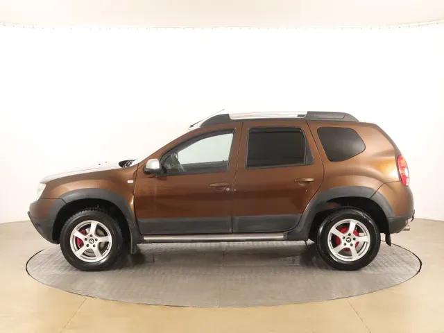 Dacia Duster 2012 photo 2