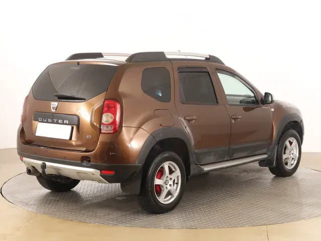 Dacia Duster 2012 photo 4