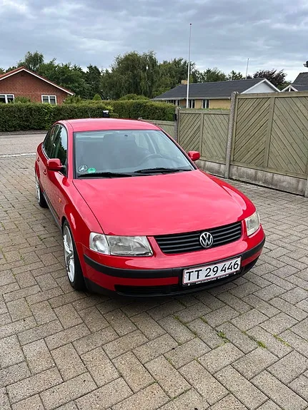 Volkswagen Passat 1997 photo 2