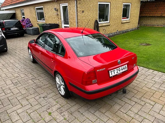 Volkswagen Passat 1997 photo 3