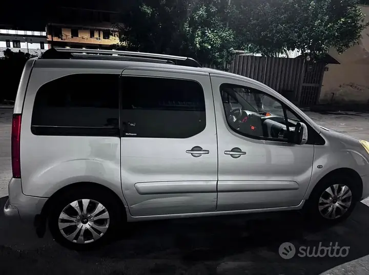 Citroen Berlingo 2010 photo 4