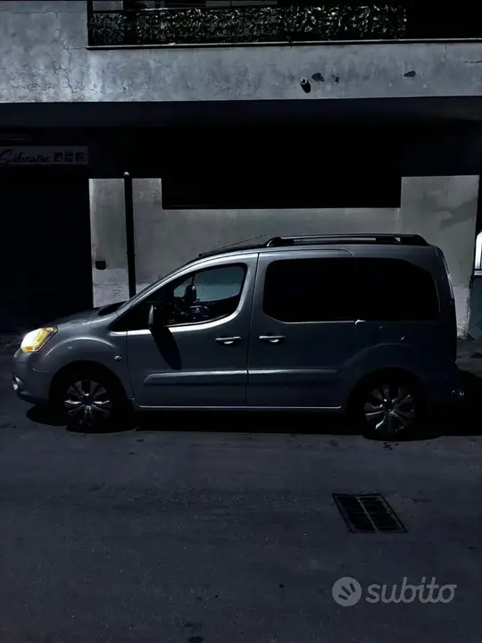 Citroen Berlingo 2010 photo 2