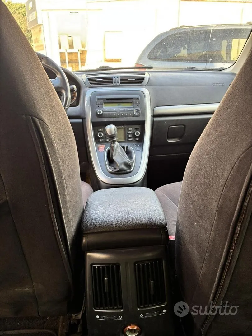 Fiat Croma 2010 photo 5