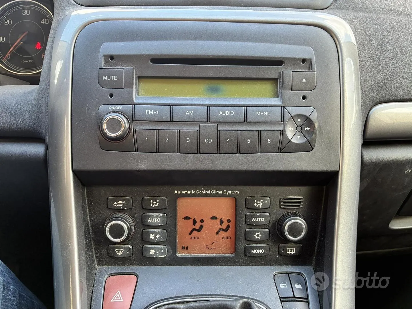 Fiat Croma 2010 photo 2