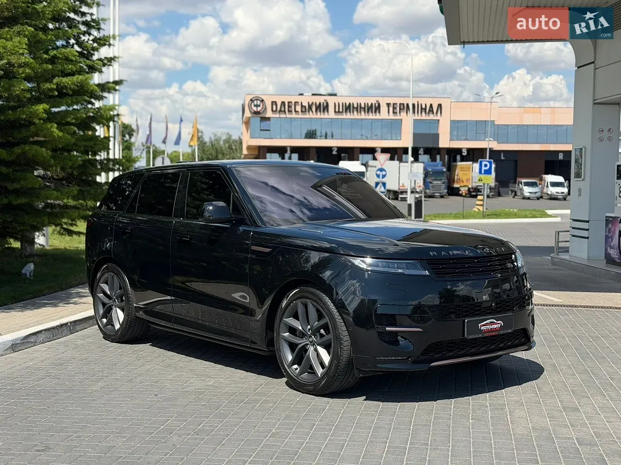 Land Rover Range Rover Sport 2023 photo 3