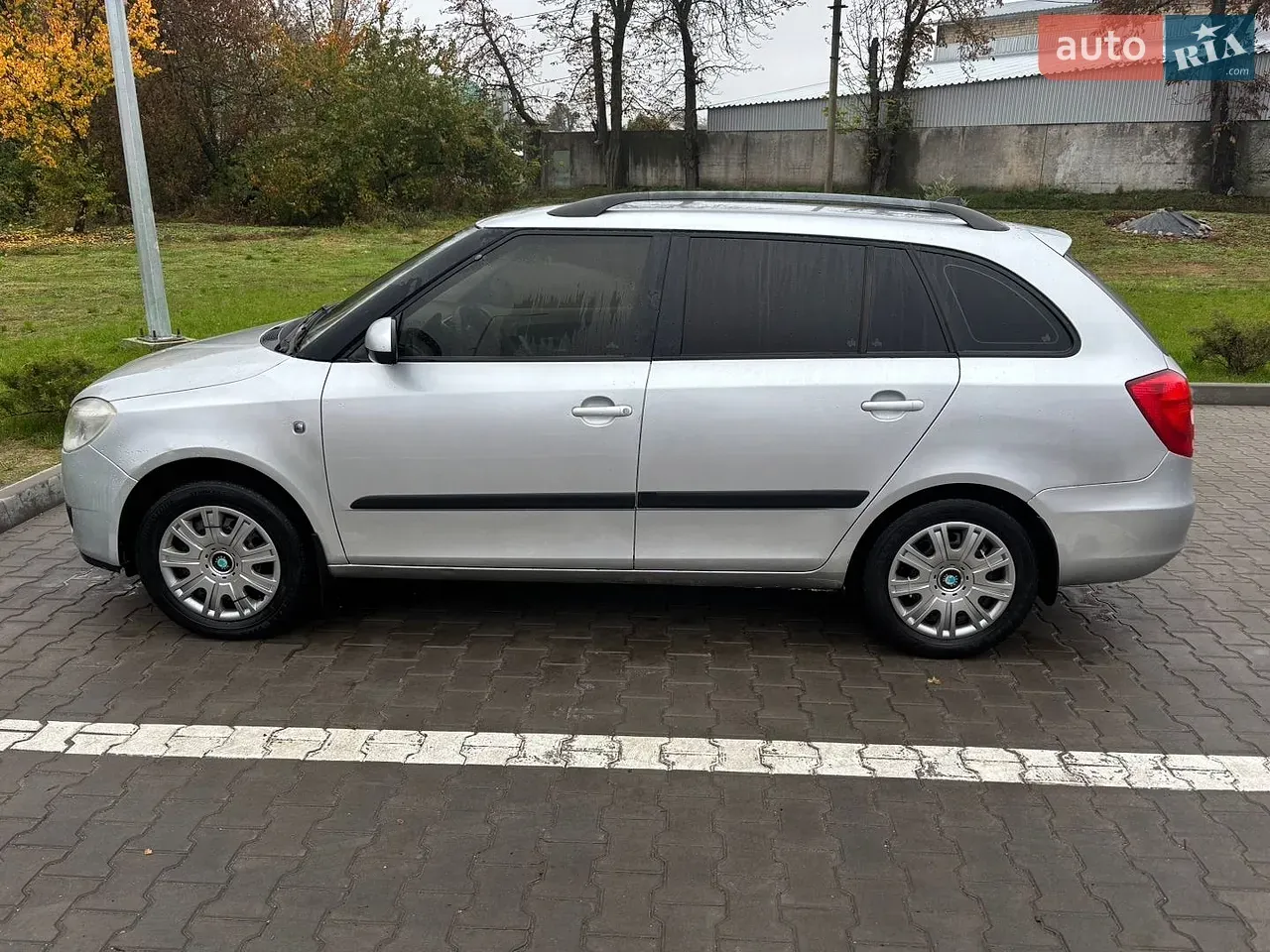 Skoda Fabia 2008 photo 3