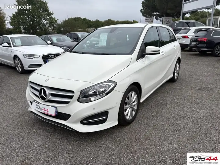 Mercedes-Benz B-Class 2017 photo 2
