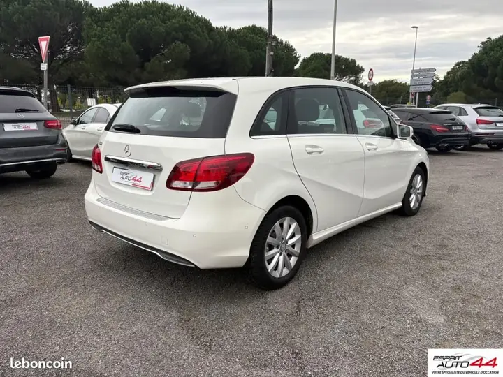 Mercedes-Benz B-Class 2017 photo 5