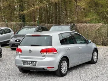 Volkswagen Golf 2011 photo 2