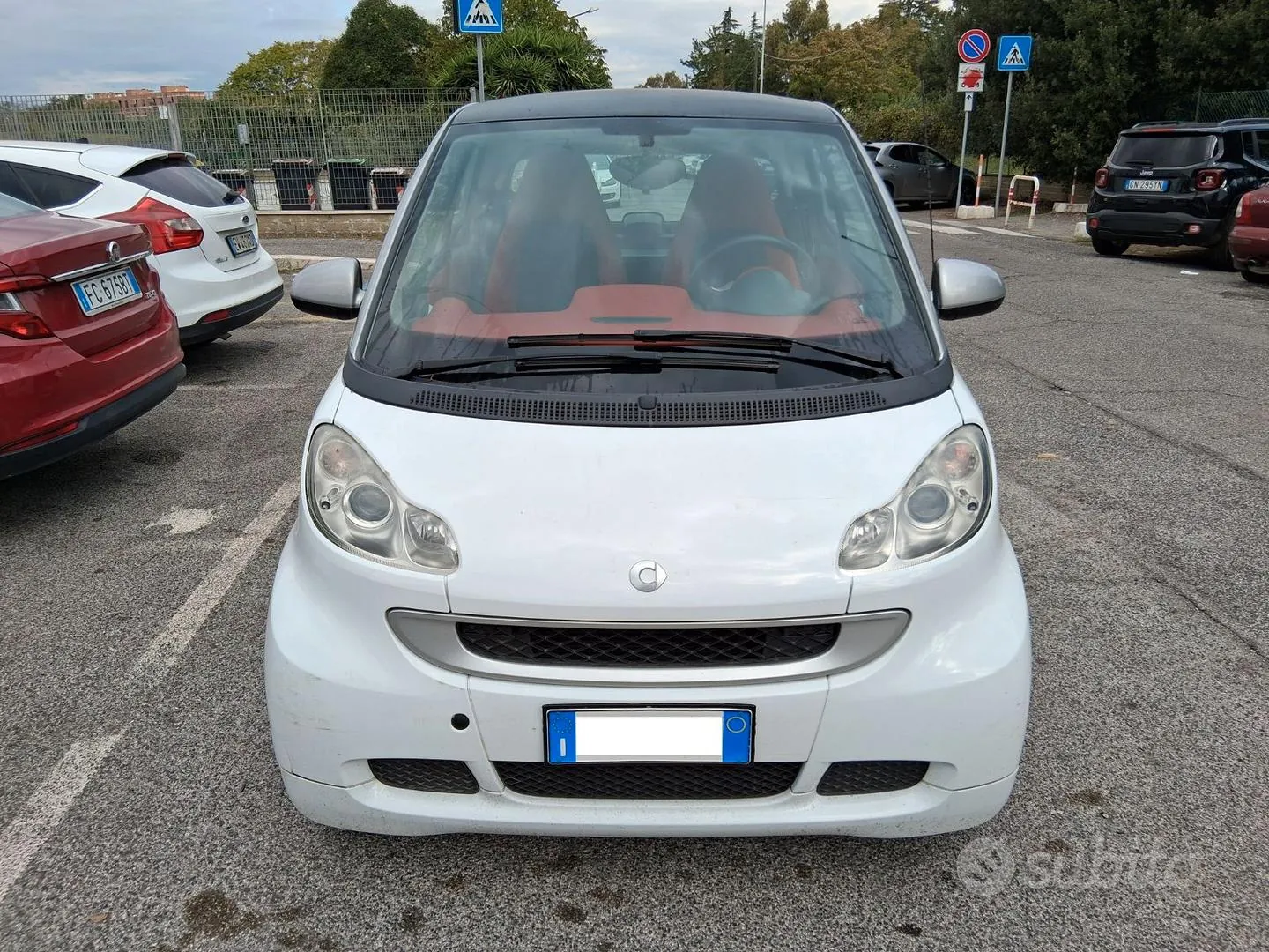 Smart Fortwo 2011 photo 2