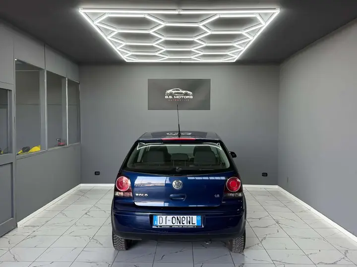 Volkswagen Polo 2009 photo 5