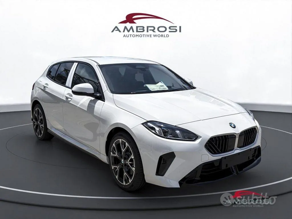 BMW 1 Series 2026 photo 2