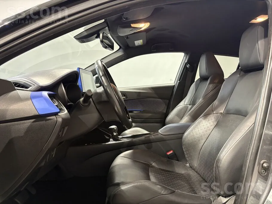 Toyota C-Hr 2018 photo 5