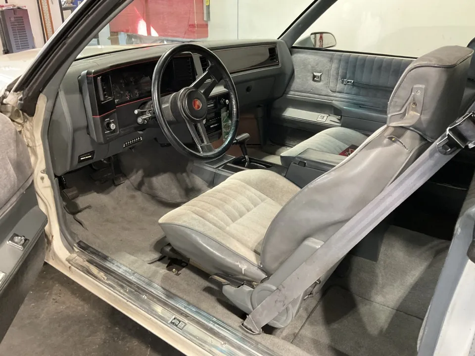 Chevrolet Monte Carlo 1986 photo 5