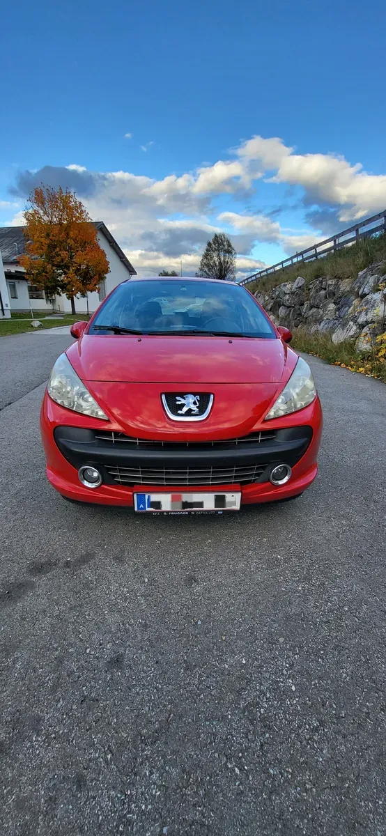 Peugeot 207 2007 photo 3