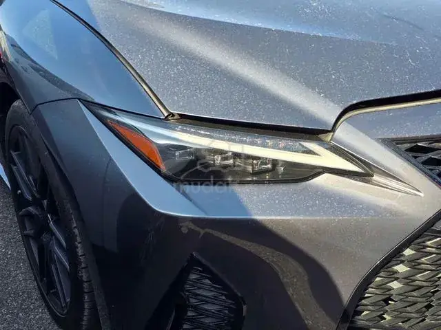 Lexus Is300