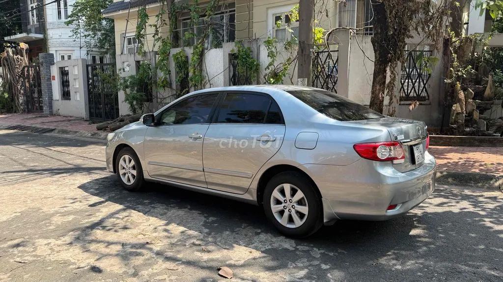 Toyota Corolla Altis 2013 photo 3