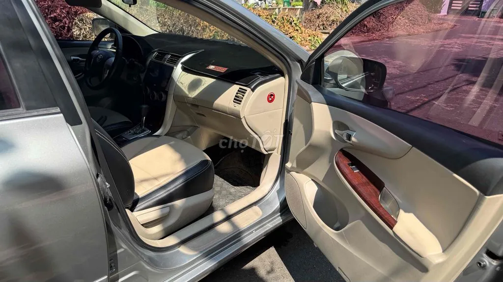 Toyota Corolla Altis 2013 photo 5