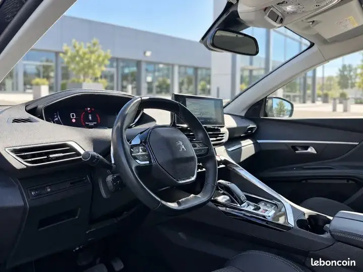 Peugeot 3008 2021 photo 3
