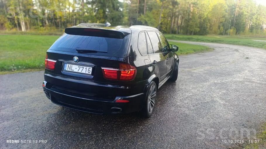 BMW X5 2010 photo 3