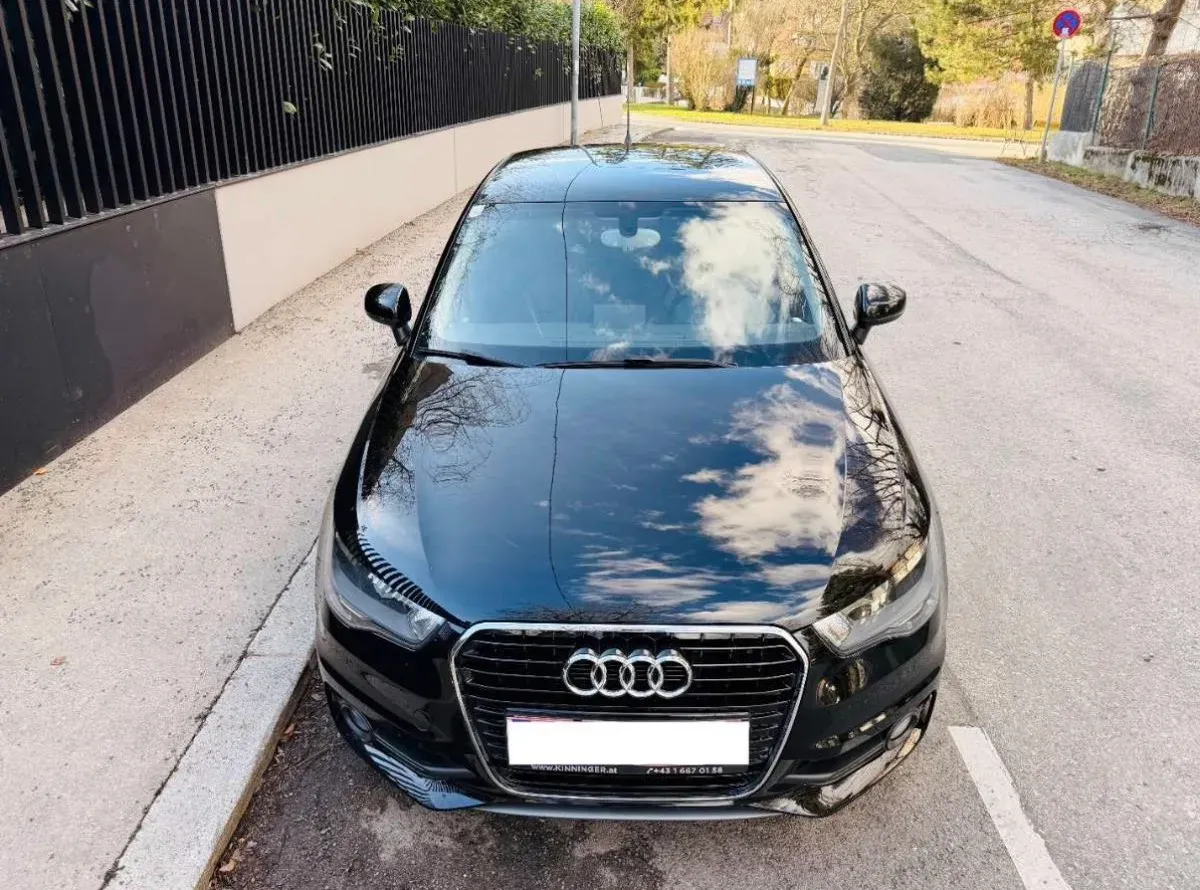 Audi A1 2011 photo 3