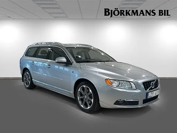 Volvo V70 2012 photo 3