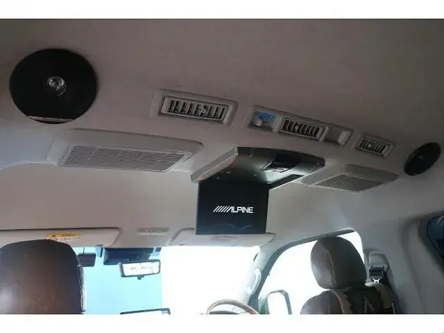 Toyota Hiace 2023 photo 5