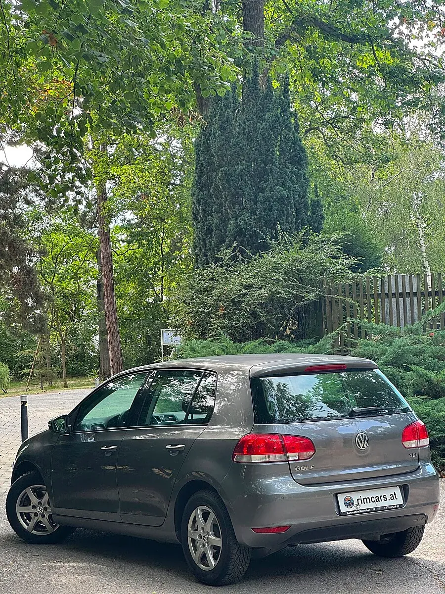 Volkswagen Golf 2012 photo 3