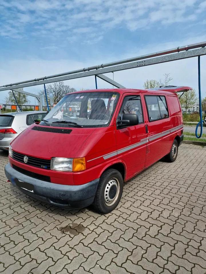Volkswagen Bus T4 Camper